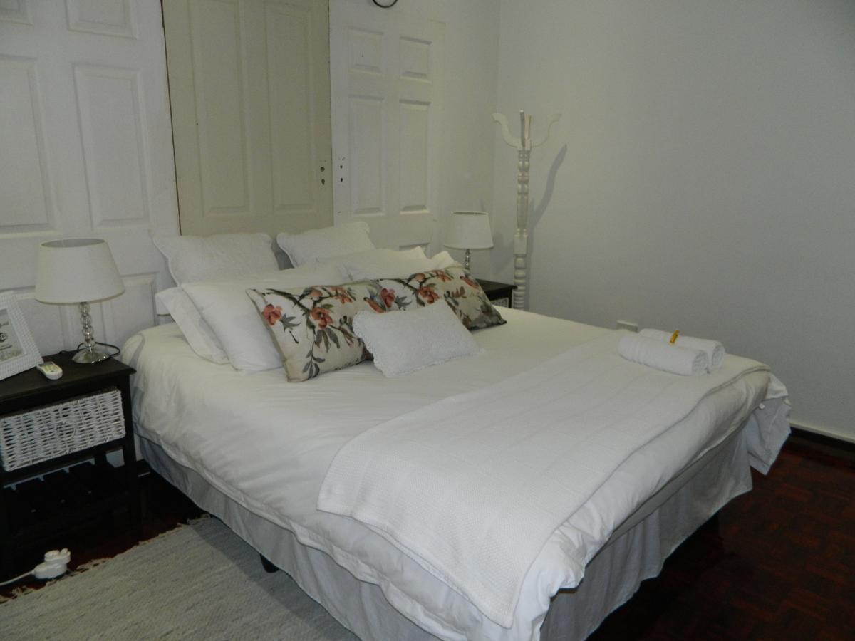 Guest House Gabby Klerksdorp Extérieur photo